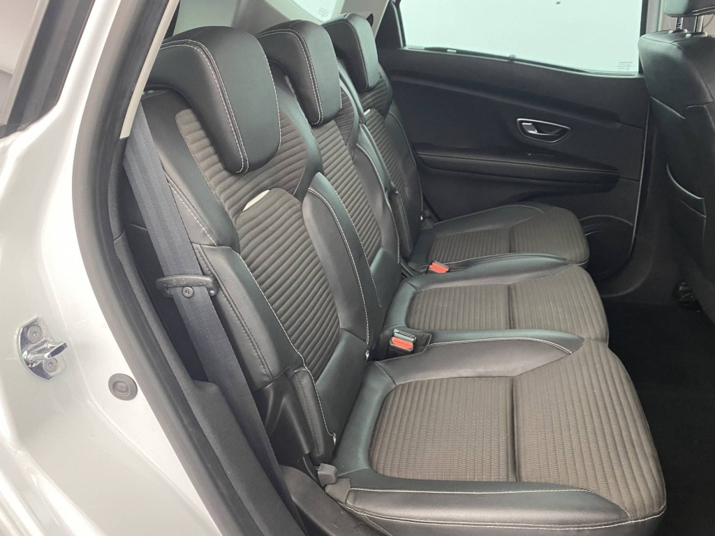RENAULT Scenic Intens Blue dCi 120 - ref: 6-2971x184528 - Photo 19