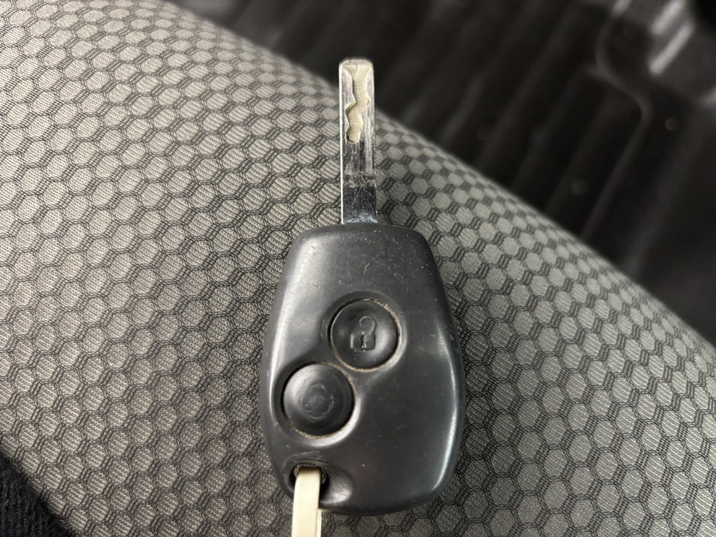 RENAULT Kangoo EXTRA R-LINK BLUE DCI 95 - ref: 6-2971x201613 - Photo 20