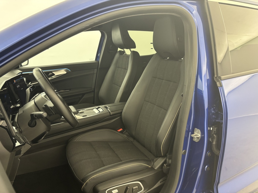 RENAULT Austral Iconic E-Tech hybrid 200 - ref: 6-2971x213825 - Photo 13