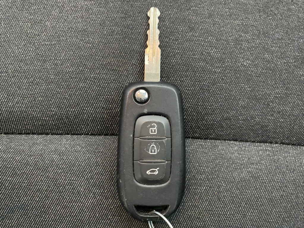 RENAULT Clio Equilibre TCe 90 - ref: 6-2971x219681 - Photo 19