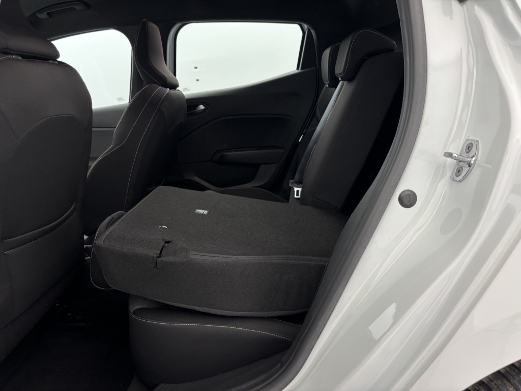 RENAULT Clio Limited E-Tech 140 21N - ref: 6-2971x225220 - Photo 11