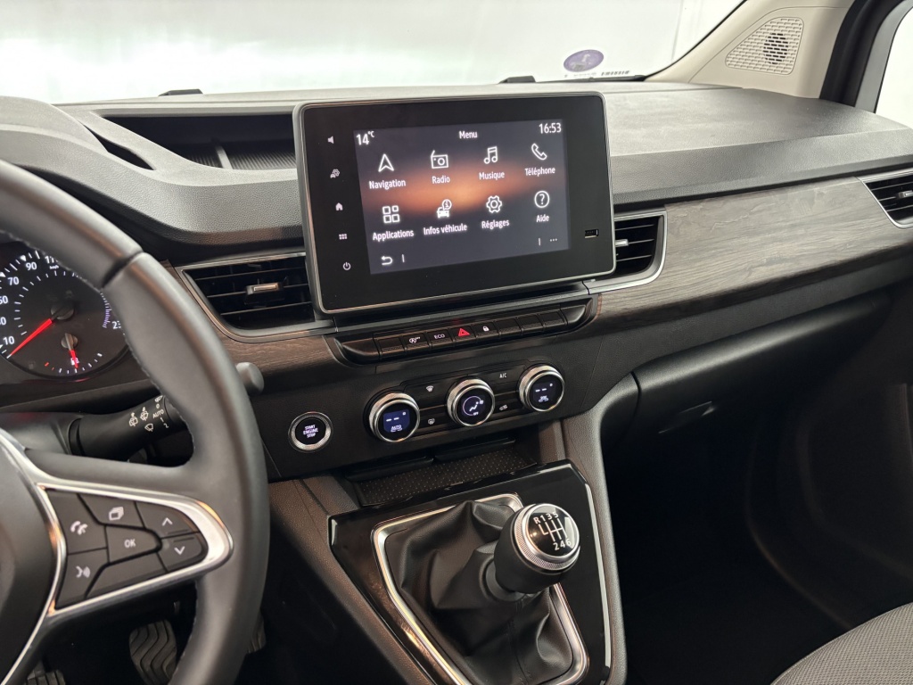 RENAULT Kangoo Intens TCe 130 - ref: 6-2971x225412 - Photo 18