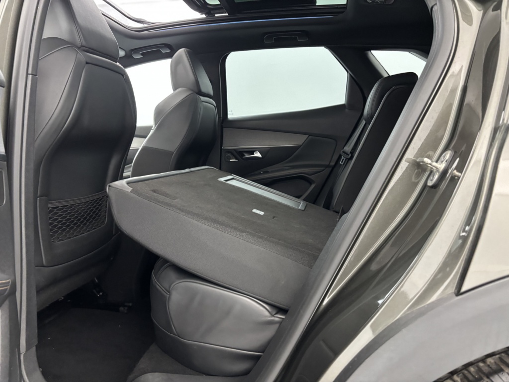 PEUGEOT 3008 GT Hybrid4 300 e-EAT8 - ref: 6-2971x227675 - Photo 10