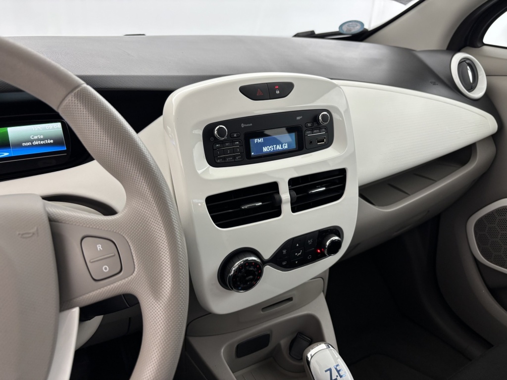 RENAULT Zoe Life R90 Achat Integral - ref: 6-2971x228199 - Photo 17