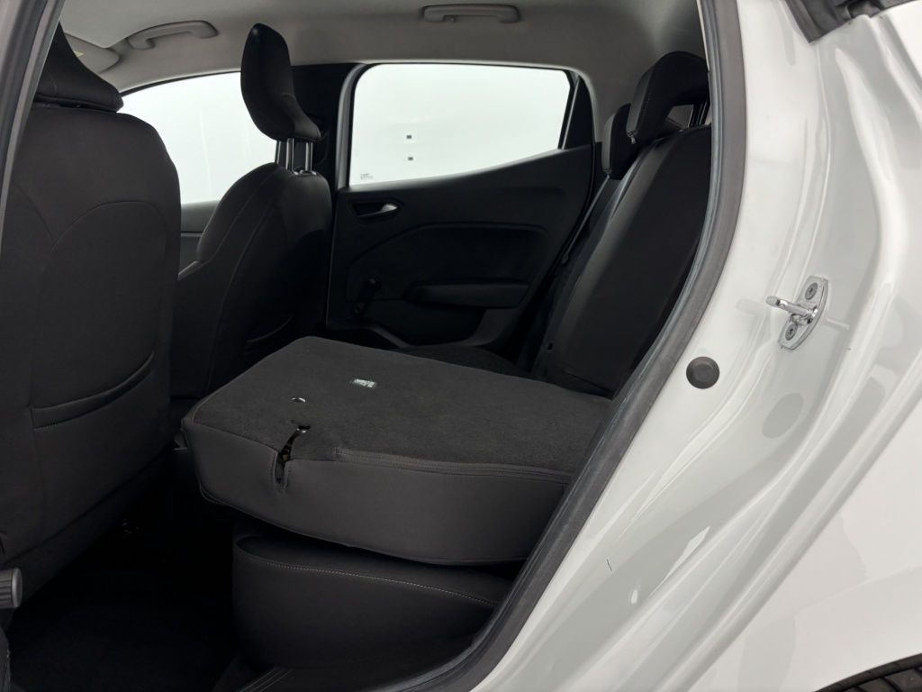 RENAULT Clio Business Blue dCi 85 - ref: 6-2971x228649 - Photo 11