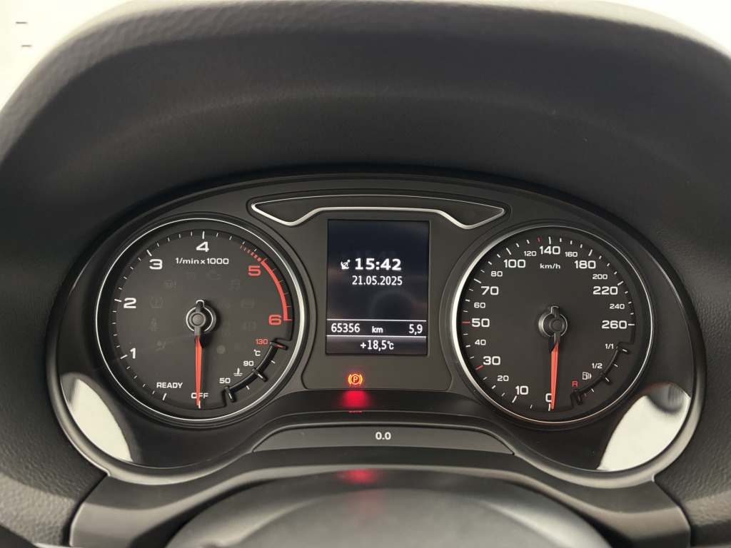 AUDI Q2 S Line 35 TDI 150 S tronic 7 - ref: 6-2971x229600 - Photo 15