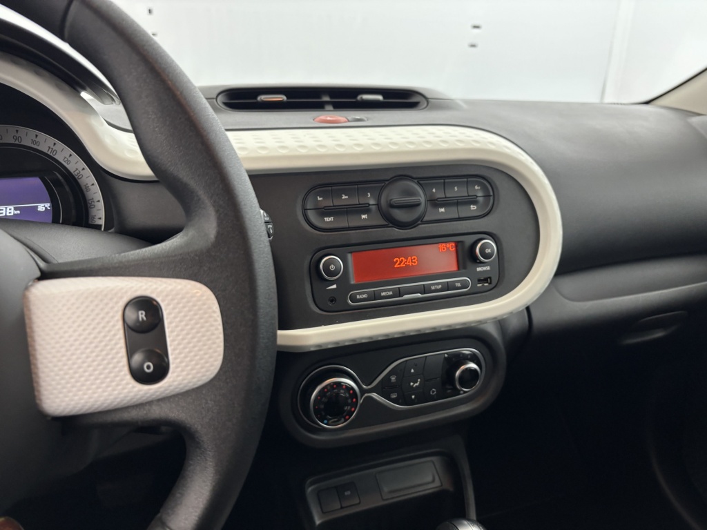 RENAULT Twingo Life III Achat Integral 21 - ref: 6-2971x229645 - Photo 17