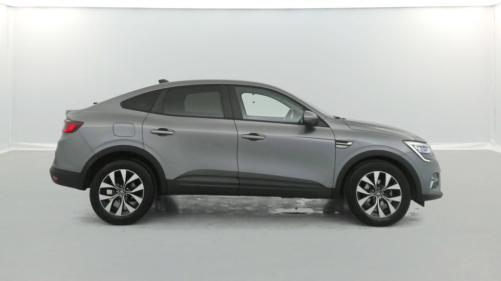 RENAULT Arkana Evolution mild hybrid 140 EDC FAP 22 - ref: 6-2971x229882 - Photo 6