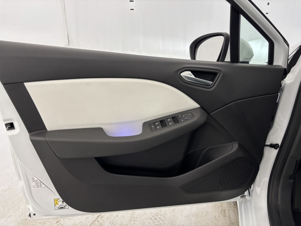 RENAULT Clio Business E-Tech 140 21N - ref: 6-2971x230900 - Photo 12