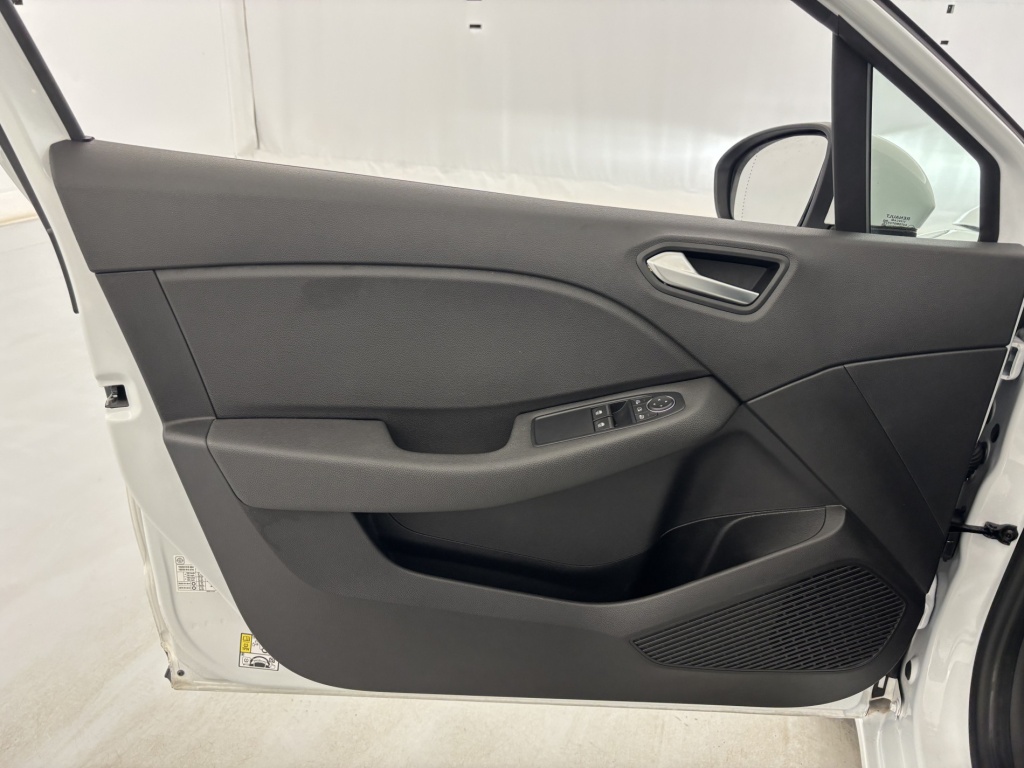 RENAULT Clio Business Blue dCi 85 - ref: 6-2971x231174 - Photo 12