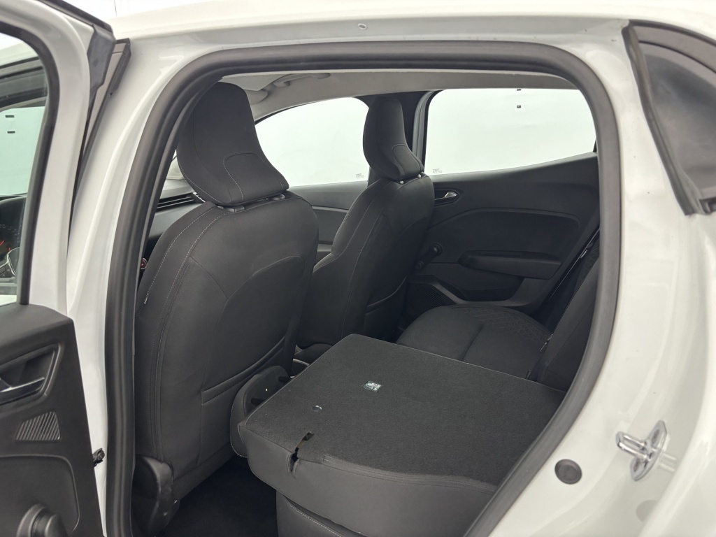 RENAULT Clio Business Blue dCi 85 - ref: 6-2971x231176 - Photo 11