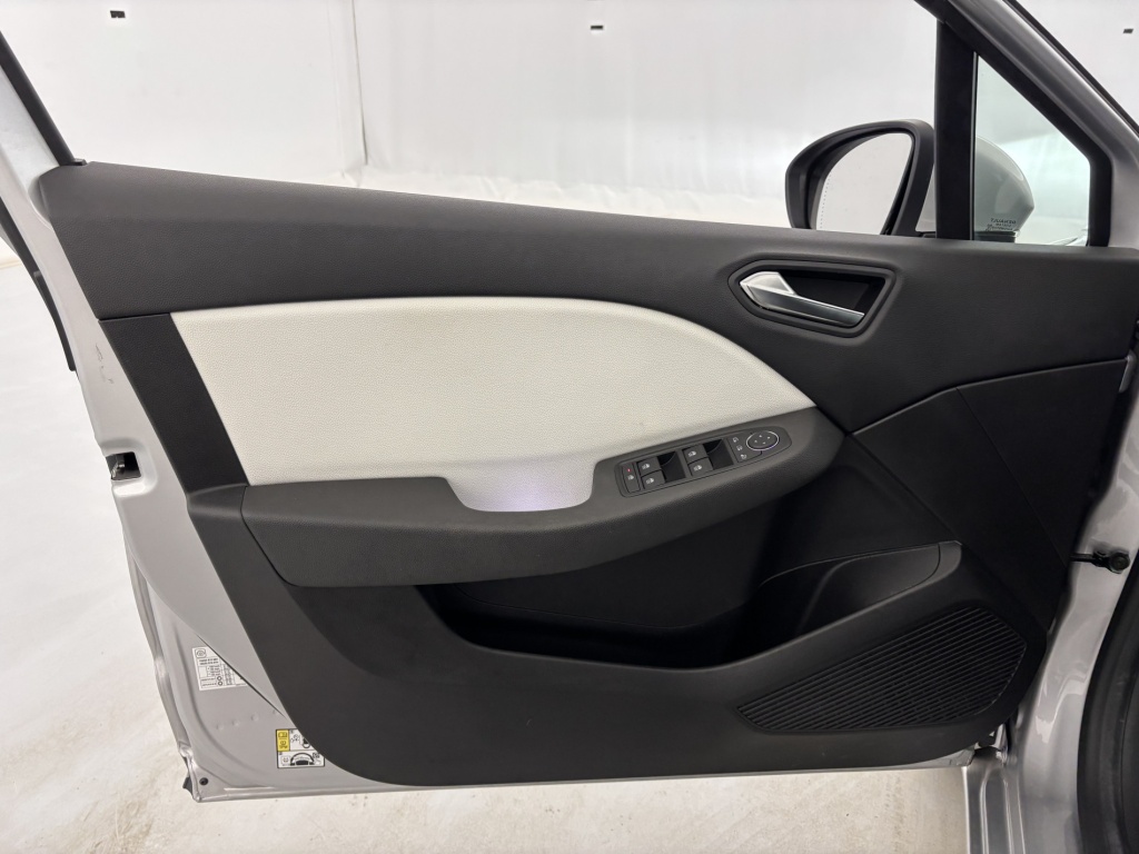 RENAULT Clio Intens Blue dCi 100 21N - ref: 6-2971x231285 - Photo 12