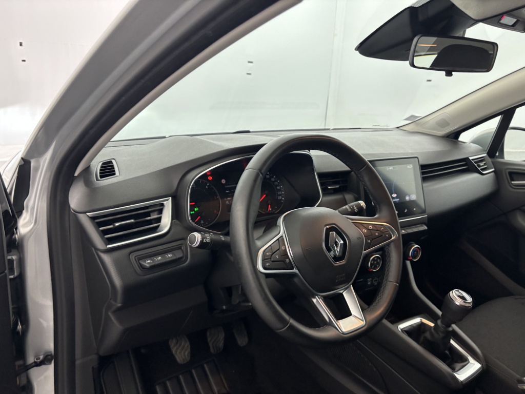 RENAULT Clio Business Blue dCi 85 - ref: 6-2971x232070 - Photo 13