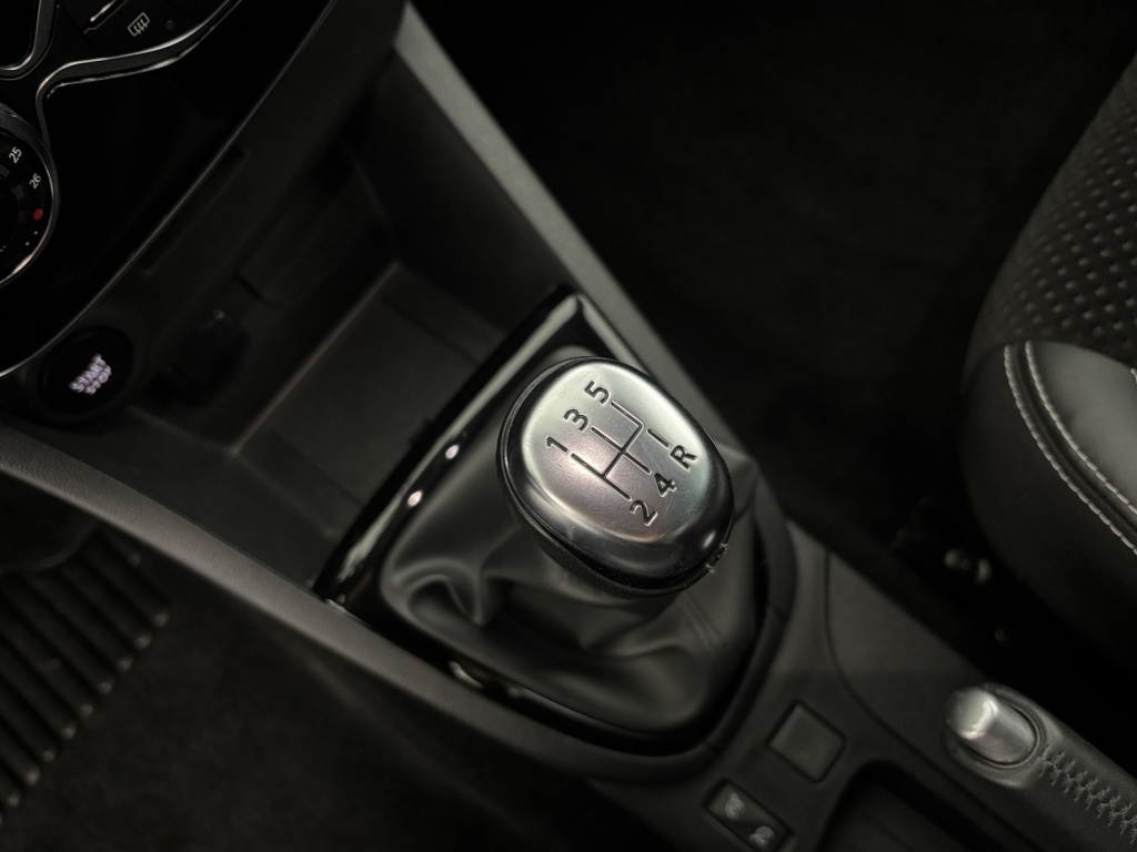 RENAULT Clio Intens TCe 90 E6C - ref: 6-2971x232477 - Photo 19