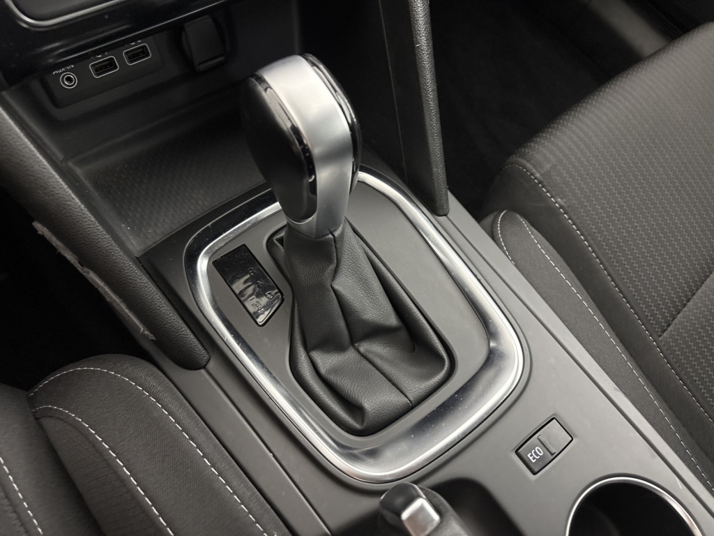 RENAULT Megane Business Blue dCi 115 EDC 21N - ref: 6-2971x232544 - Photo 20