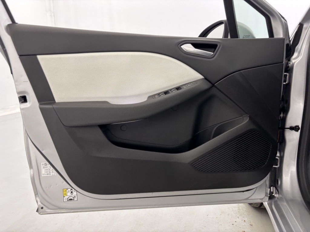 RENAULT Clio Intens E-Tech 140 21N - ref: 6-2971x233505 - Photo 12