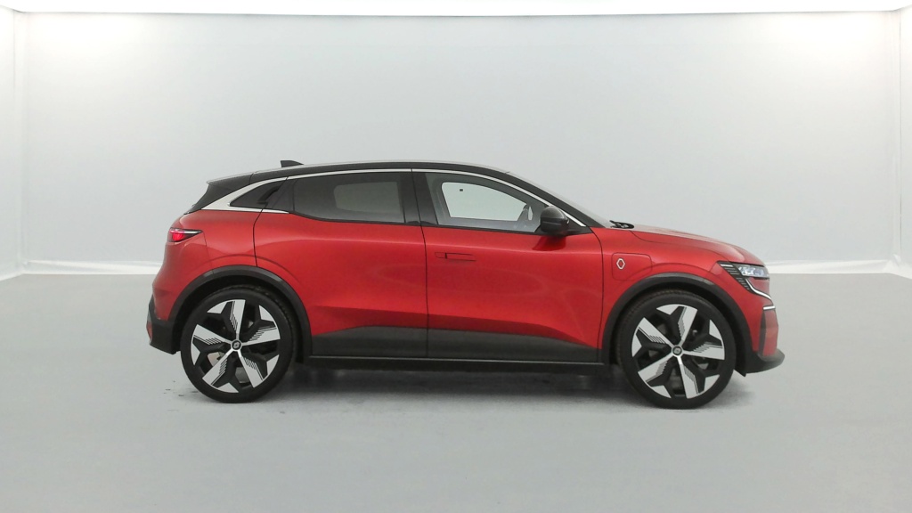 RENAULT Megane Techno EV60 220 ch super charge - ref: 6-2971x234300 - Photo 6