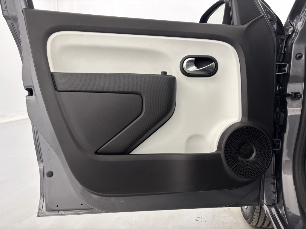 RENAULT Twingo Equilibre III E-Tech - ref: 6-2971x234470 - Photo 12