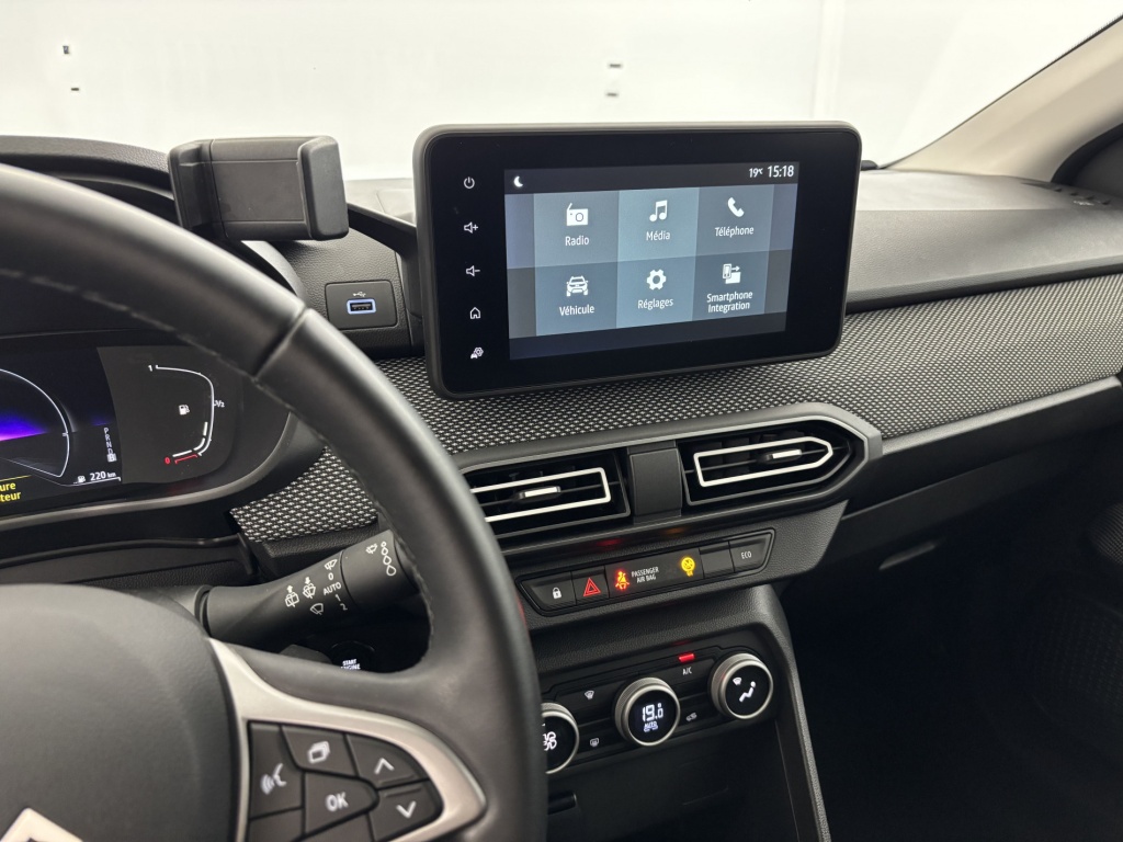 DACIA Jogger Extreme Hybrid 140 5 places - ref: 6-2971x234483 - Photo 18