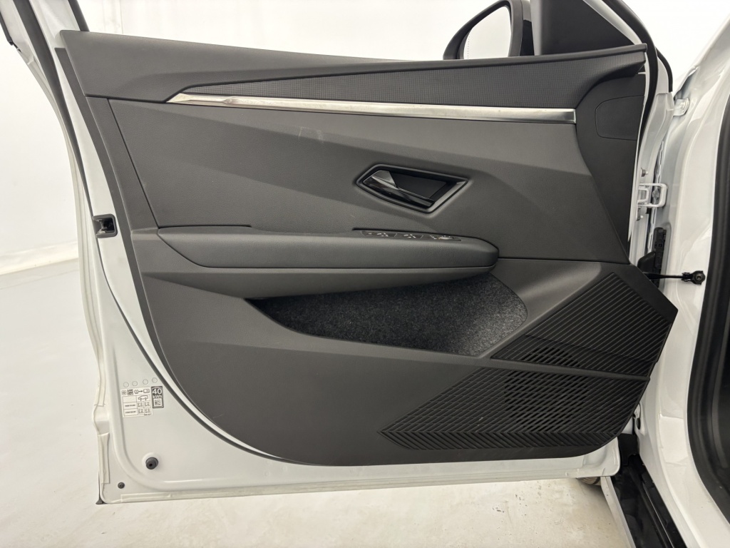 RENAULT Megane Equilibre EV40 130ch standard charge - ref: 6-2971x234817 - Photo 12