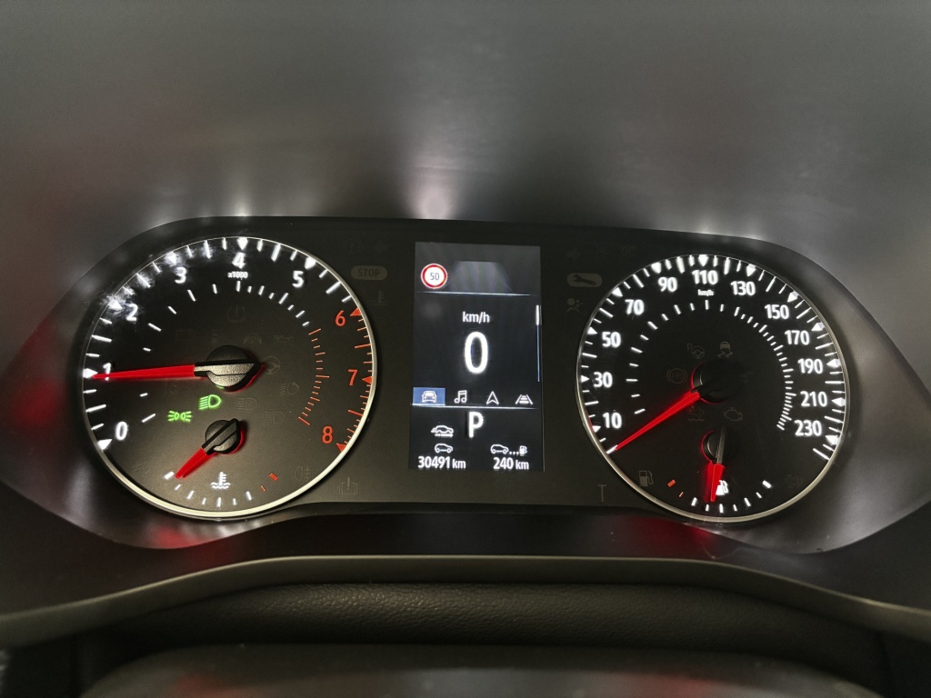 RENAULT Arkana Evolution mild hybrid 140 EDC FAP 22 - ref: 6-2971x235340 - Photo 17