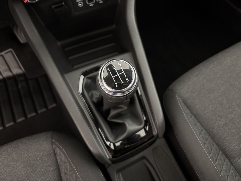 RENAULT Clio Zen SCe 65 21N - ref: 6-2971x235696 - Photo 19