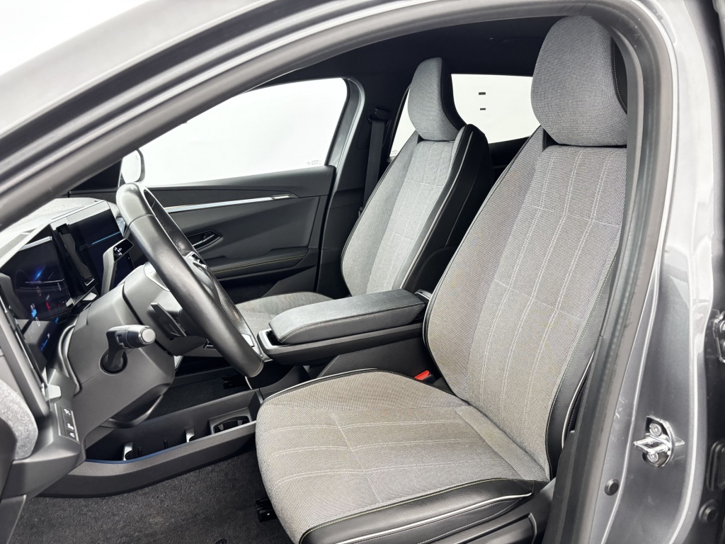 RENAULT Megane Techno EV60 220 ch optimum charge - ref: 6-2971x235744 - Photo 13