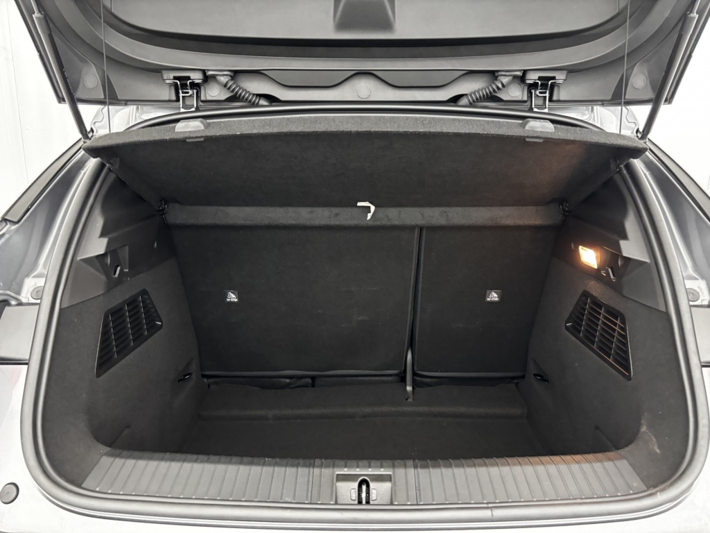 RENAULT Megane Techno EV60 220 ch optimum charge - ref: 6-2971x235744 - Photo 9