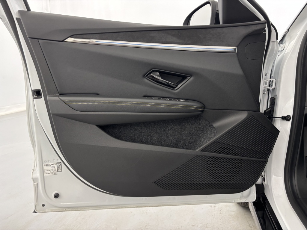 RENAULT Megane Techno EV60 220 ch super charge - ref: 6-2971x235840 - Photo 12