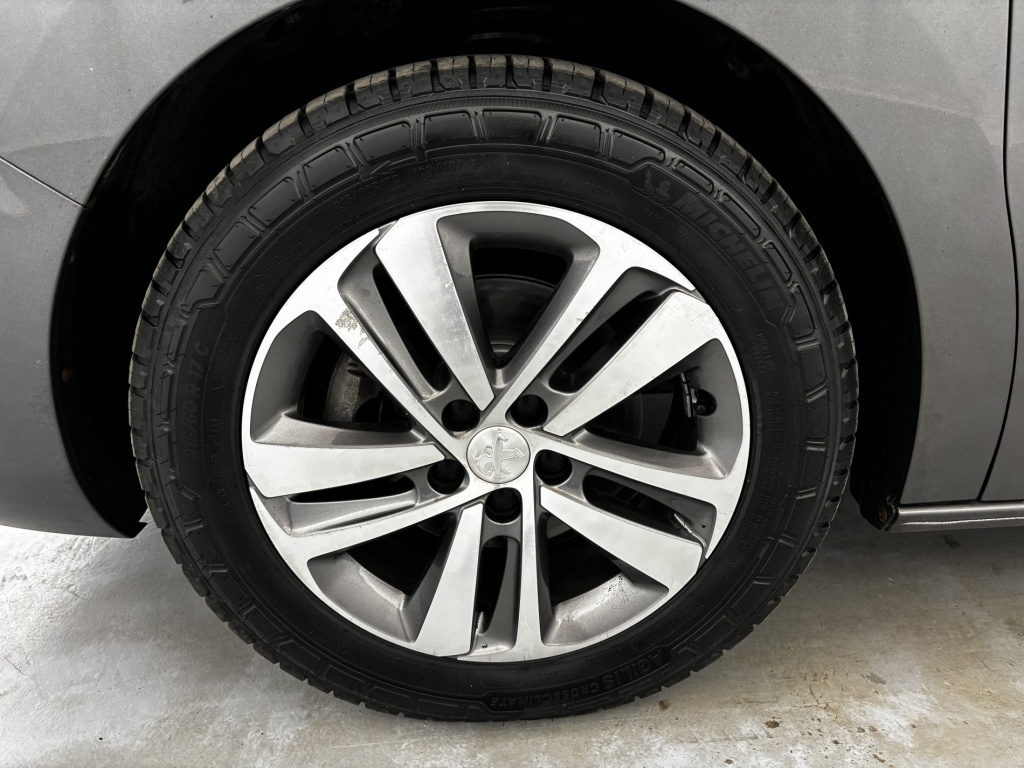 PEUGEOT Expert FIXE ASPHALT CA STANDARD BLUEHDI 180 S&S EAT8 - ref: 6-2971x236045 - Photo 20