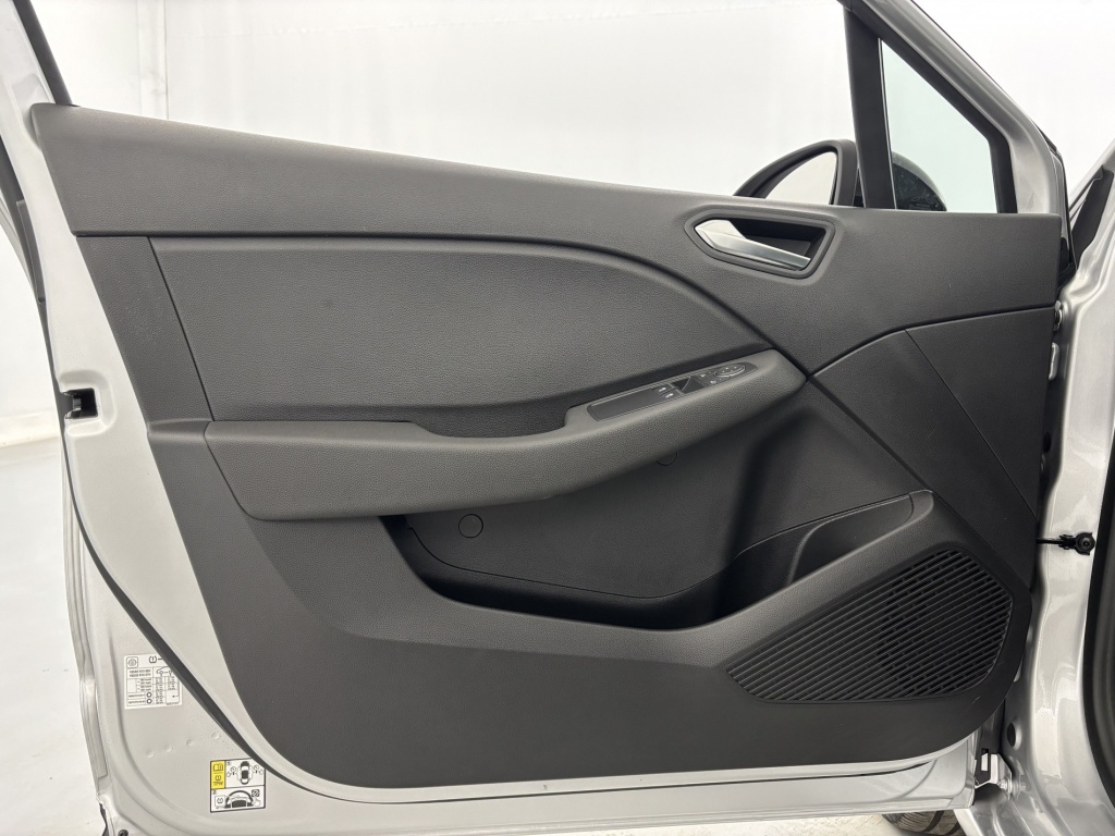 RENAULT Clio Equilibre TCe 90 - ref: 6-2971x236060 - Photo 12