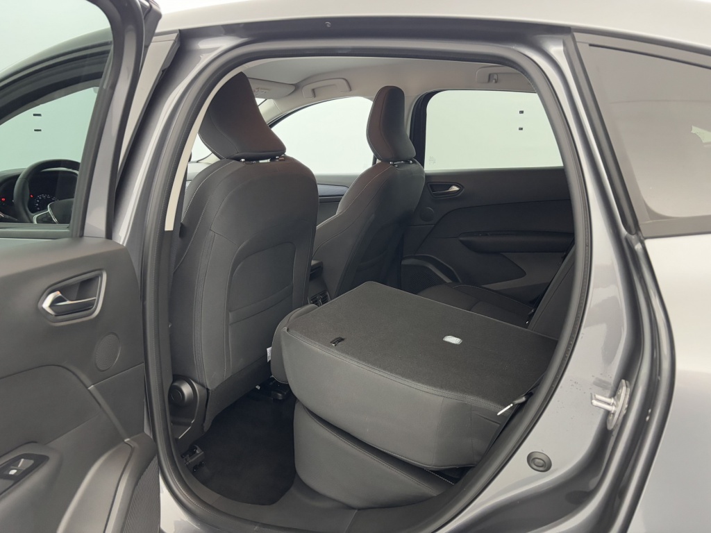 RENAULT Arkana Evolution mild hybrid 140 EDC FAP 22 - ref: 6-2971x236367 - Photo 10