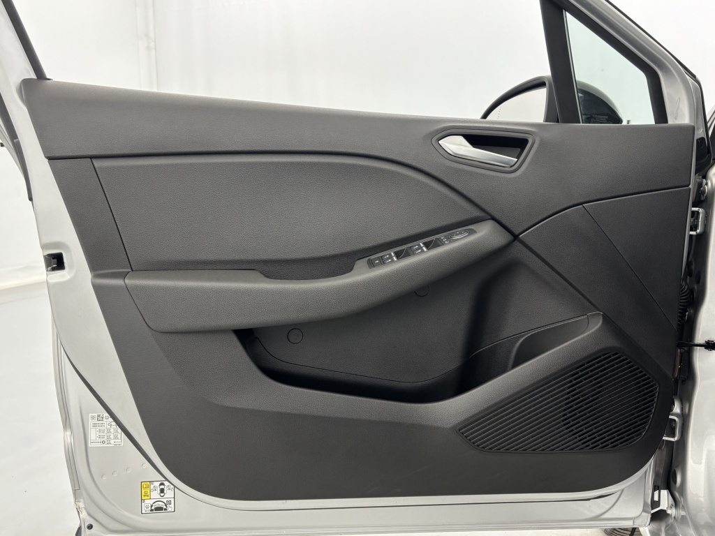 RENAULT Clio Limited E-Tech 140 21N - ref: 6-2971x237356 - Photo 12