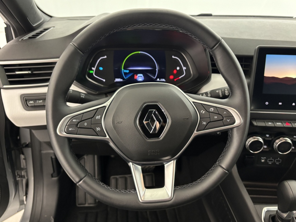 RENAULT Clio Limited E-Tech 140 21N - ref: 6-2971x237356 - Photo 15