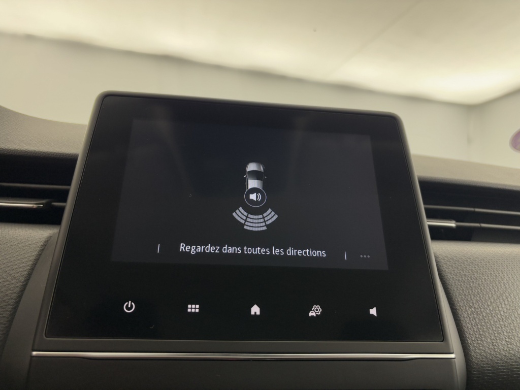 RENAULT Clio Business E-Tech 140 21N - ref: 6-2971x237380 - Photo 19