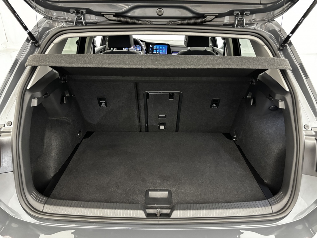 VOLKSWAGEN Golf MATCH 1.5 eTSI OPF 130 DSG7 - ref: 6-2971x237715 - Photo 9