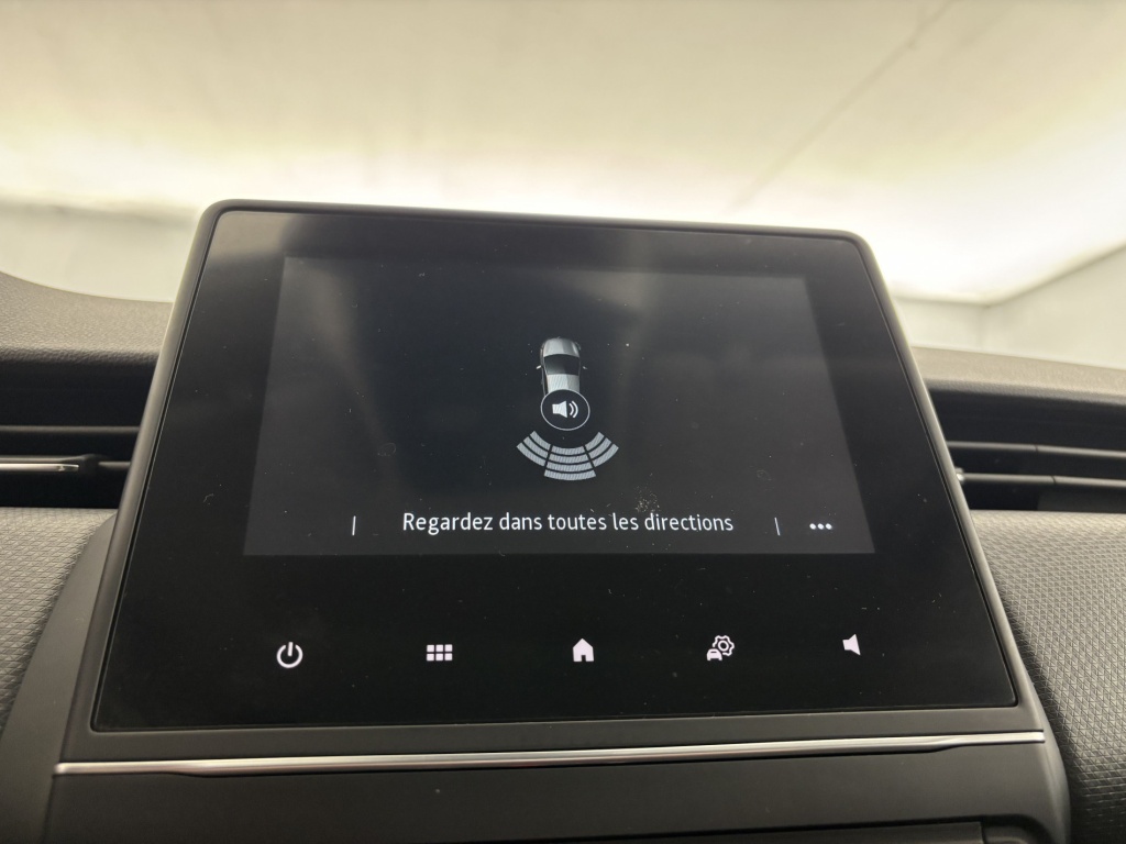 RENAULT Clio Zen E-Tech 140 21N - ref: 6-2971x237972 - Photo 18