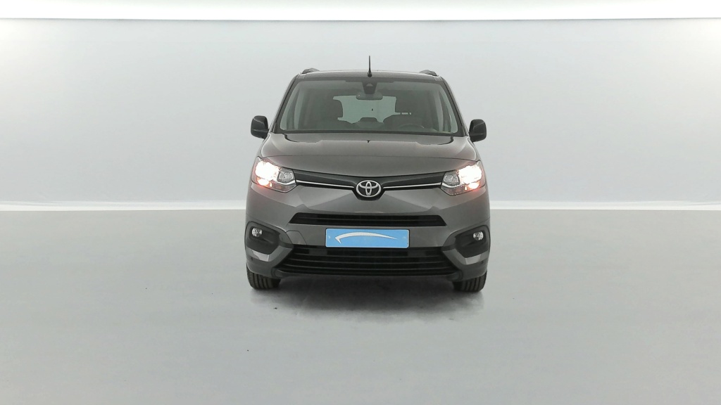 TOYOTA Proace Combi Executive Medium 1.2L 110 VVT-i BVM6 - ref: 6-2971x238239 - Photo 8