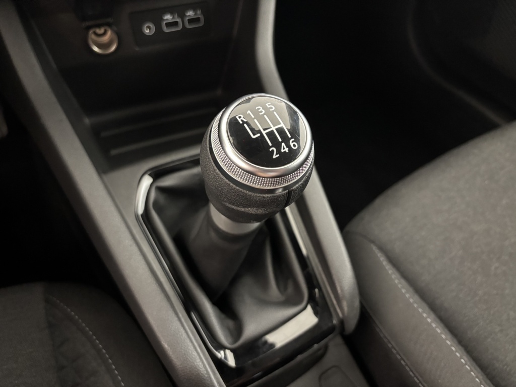 RENAULT Clio Equilibre TCe 90 - ref: 6-2971x238501 - Photo 19