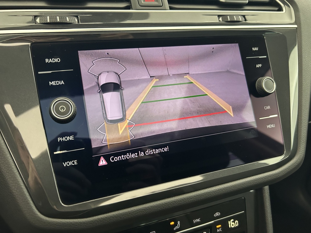 VOLKSWAGEN Tiguan Life Plus 1.5 TSI 150ch DSG7 - ref: 6-2971x238762 - Photo 19