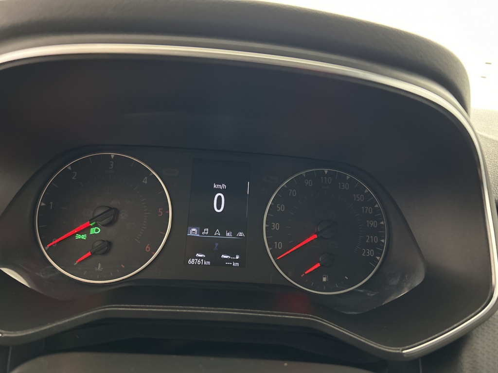 RENAULT Clio Business Blue dCi 85 - ref: 6-2971x238881 - Photo 17