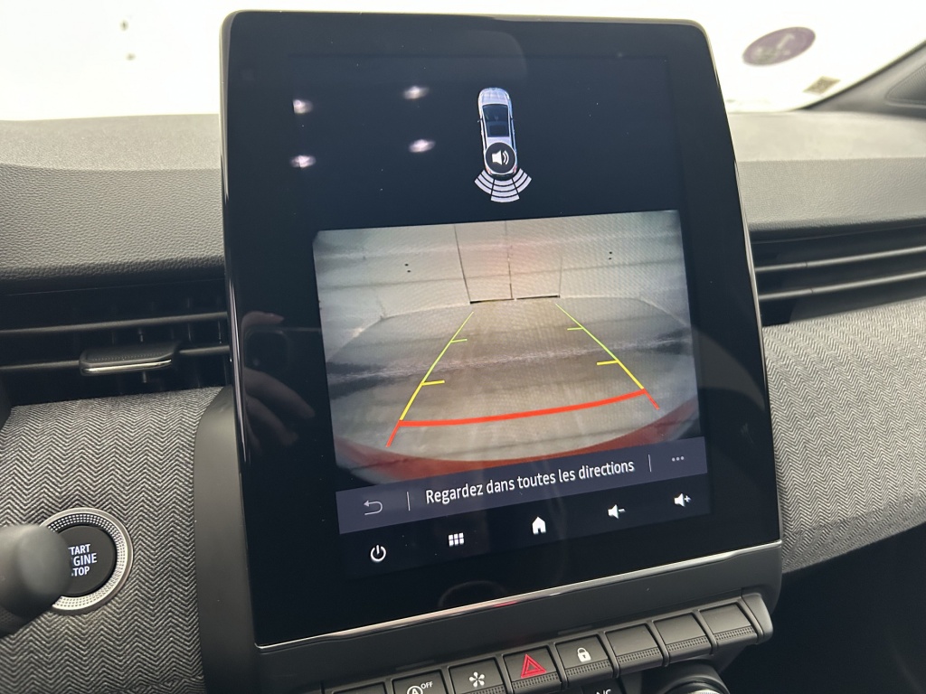 RENAULT Clio Techno TCe 90 - ref: 6-2971x239923 - Photo 19