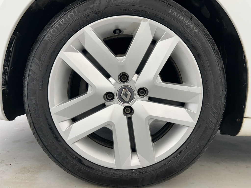 RENAULT Clio Zen TCe 100 - ref: 6-2971x240495 - Photo 20