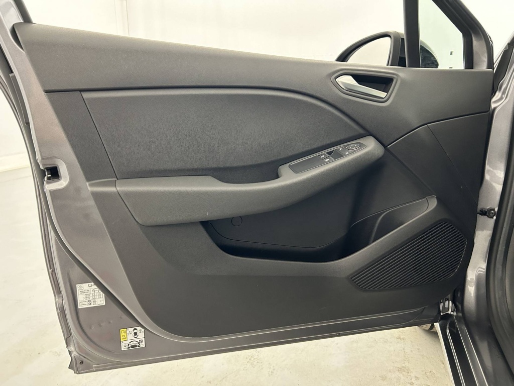 RENAULT Clio Equilibre TCe 90 - ref: 6-2971x240592 - Photo 11