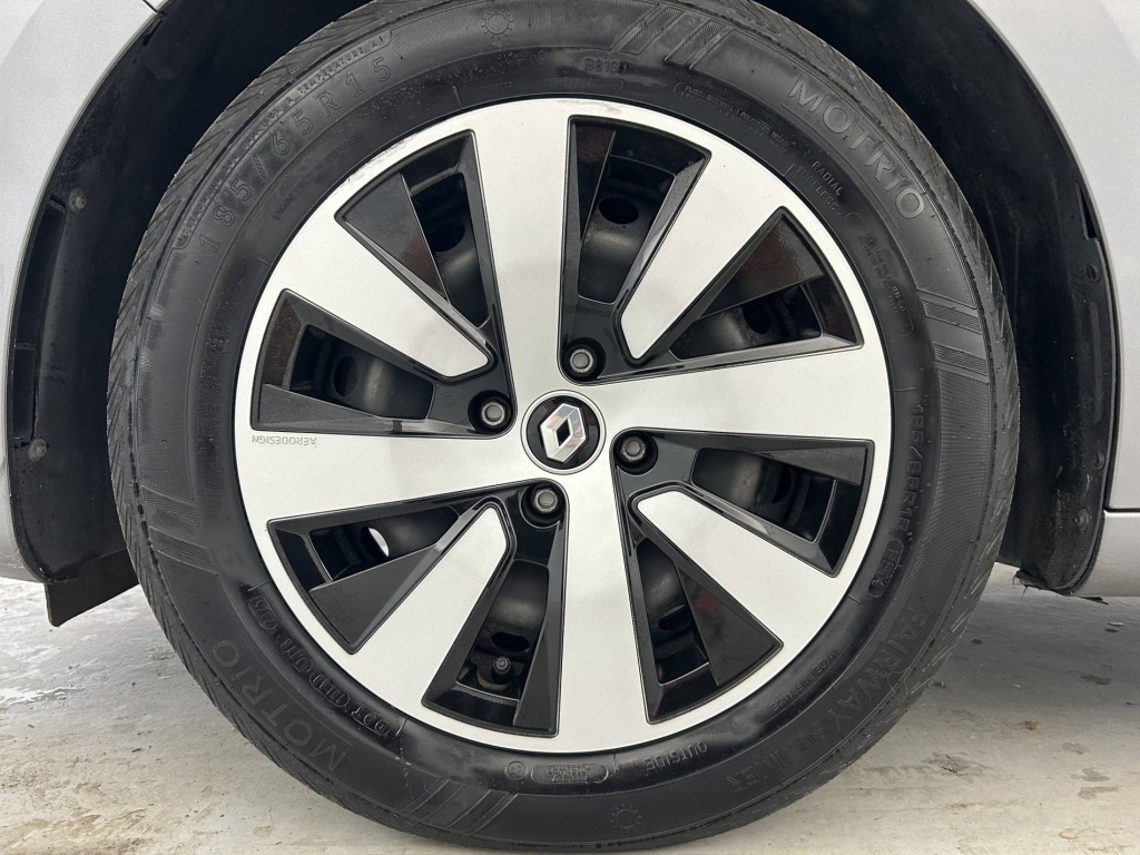 RENAULT Clio Equilibre TCe 90 - ref: 6-2971x240592 - Photo 19