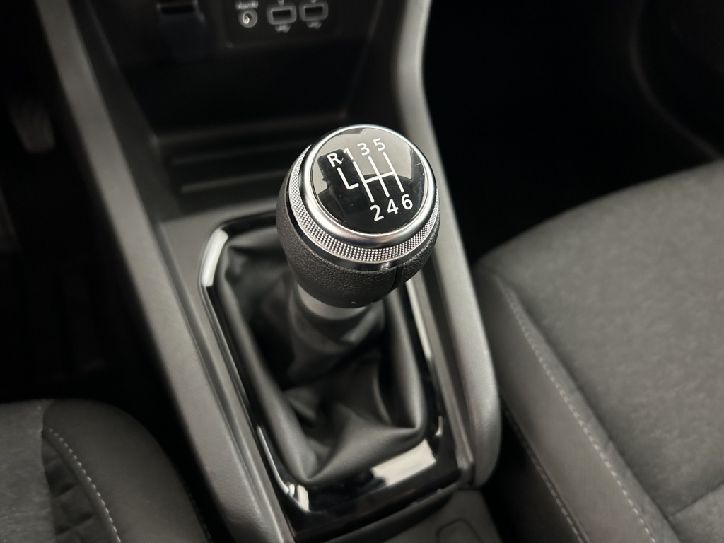 RENAULT Clio Equilibre TCe 90 - ref: 6-2971x240598 - Photo 19