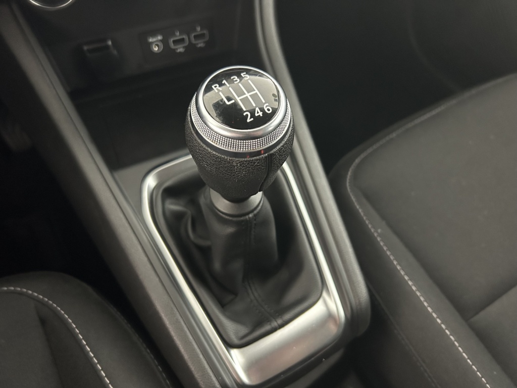 RENAULT Captur Business Blue dCi 115 - ref: 6-2971x240694 - Photo 20