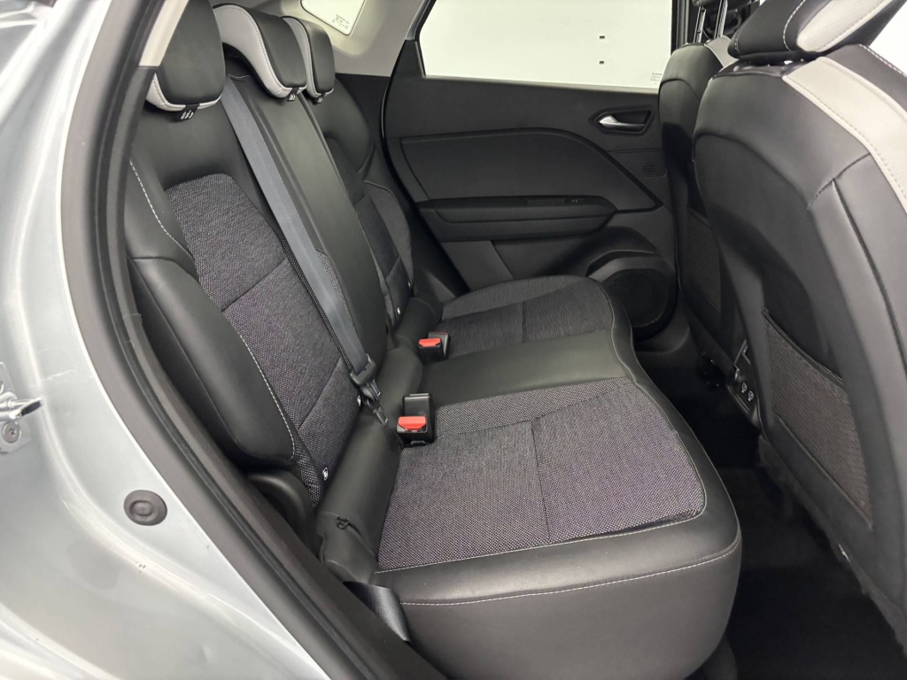 RENAULT Captur Intens E-Tech 145 21 - ref: 6-2971x241464 - Photo 14