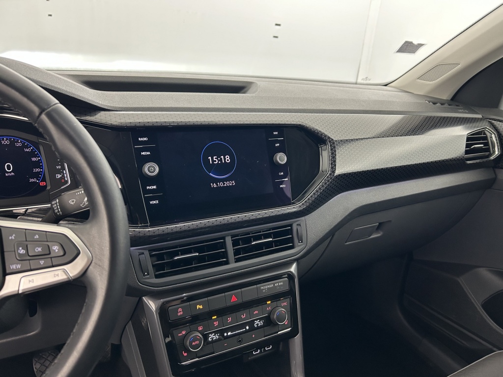 VOLKSWAGEN T-Cross Carat 1.0 TSI 110 Start/Stop BVM6 - ref: 6-2971x241509 - Photo 18