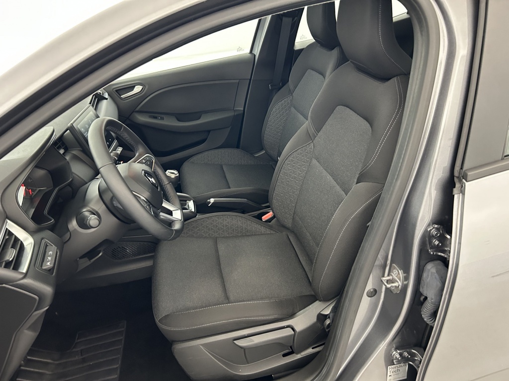 RENAULT Clio Equilibre TCe 90 - ref: 6-2971x241532 - Photo 13